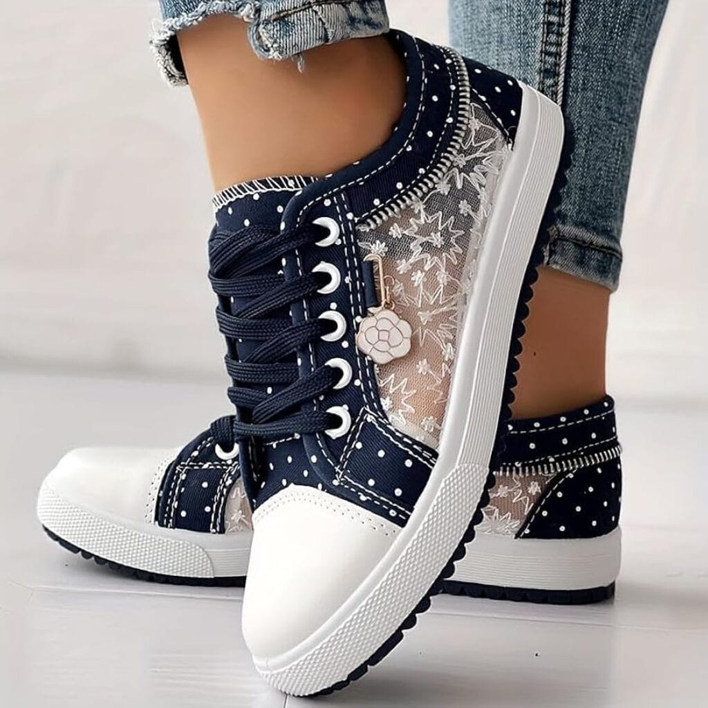 T&ecirc;nis feminino casual bordado po&aacute; com jeans e transpar&ecirc;ncia coreano Summer Breeze
